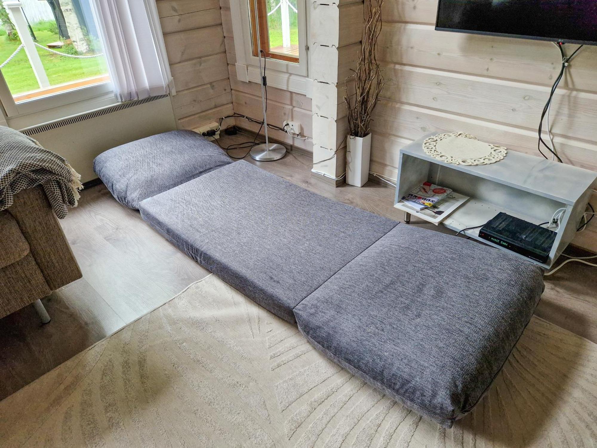 Laehderinne - 2 Bedroom Log Cabin, Private Beach, Wifi & Sauna Puolanka 외부 사진